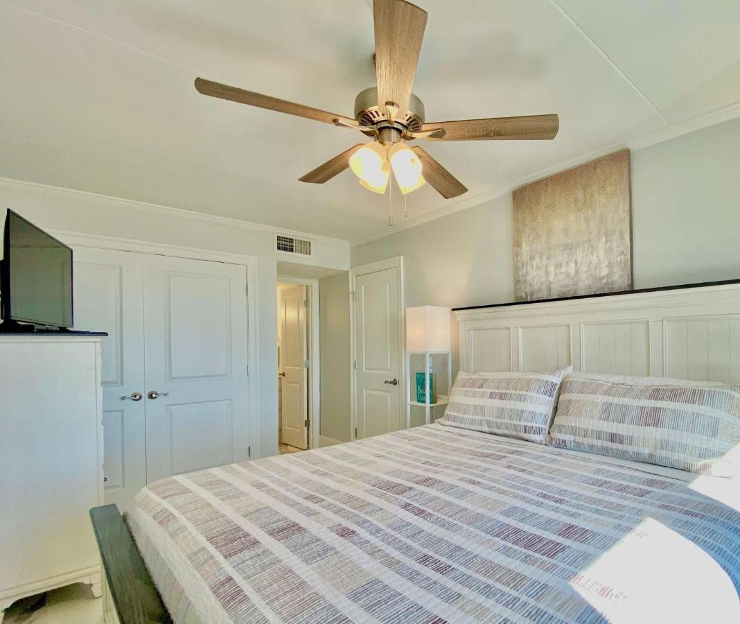 Island Winds East 202 By Albvr - Beautifully Renovated Beachfront Condo & Steps Away From Hangout & More! Gulf Shores Exterior foto