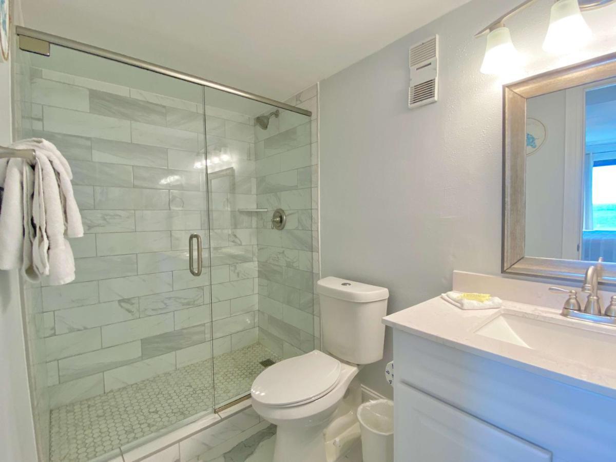 Island Winds East 202 By Albvr - Beautifully Renovated Beachfront Condo & Steps Away From Hangout & More! Gulf Shores Exterior foto